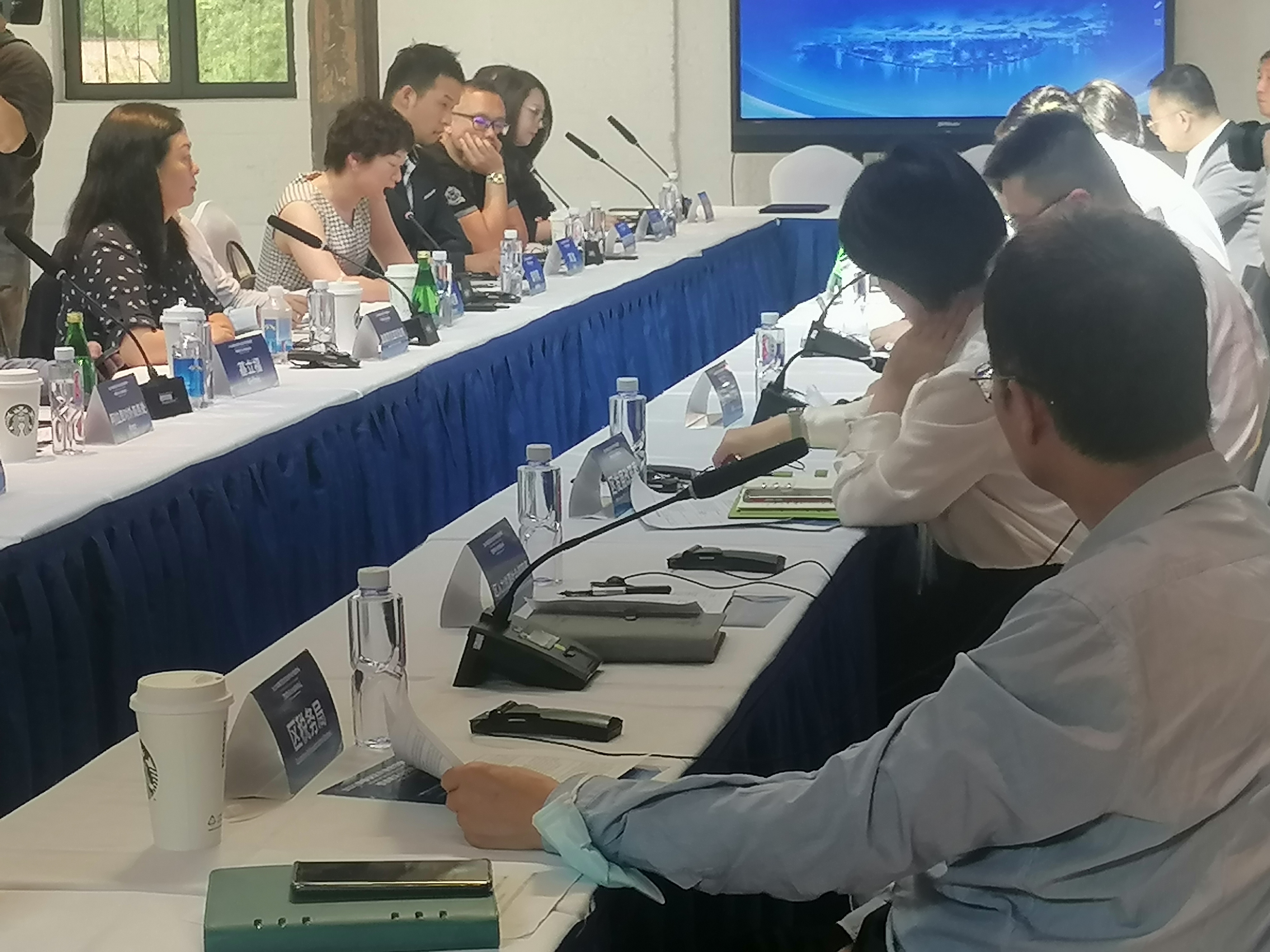 2023年靜安區(qū)外資合作伙伴服務(wù)季暨西班牙企業(yè)圓桌會議