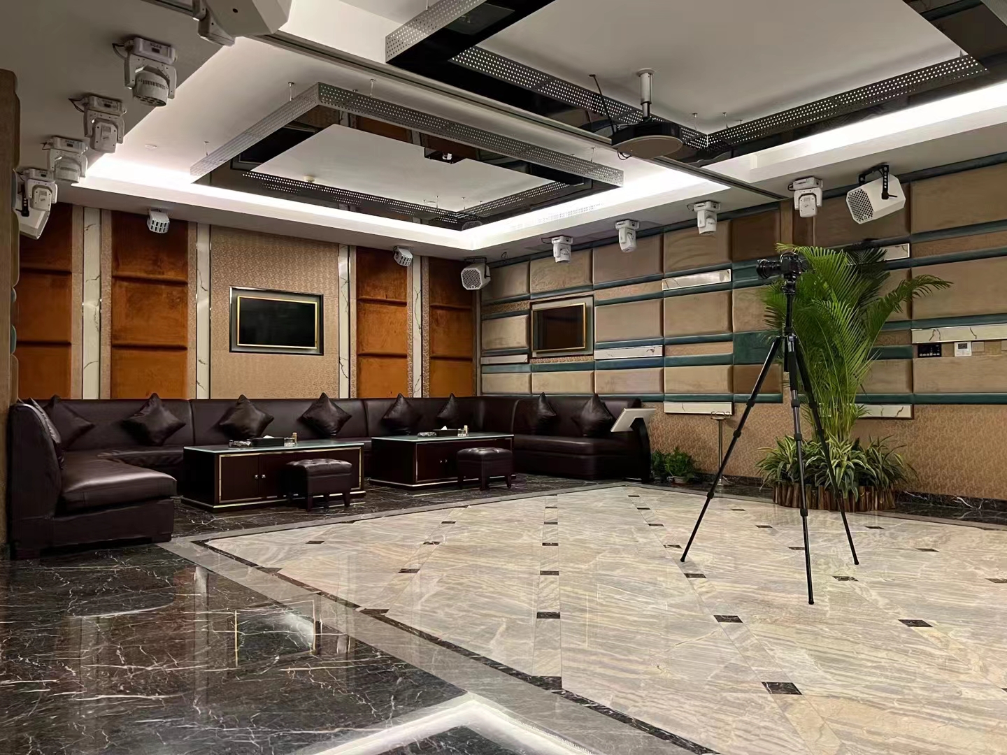 4.24興業(yè)銀行照片直播(圖4)