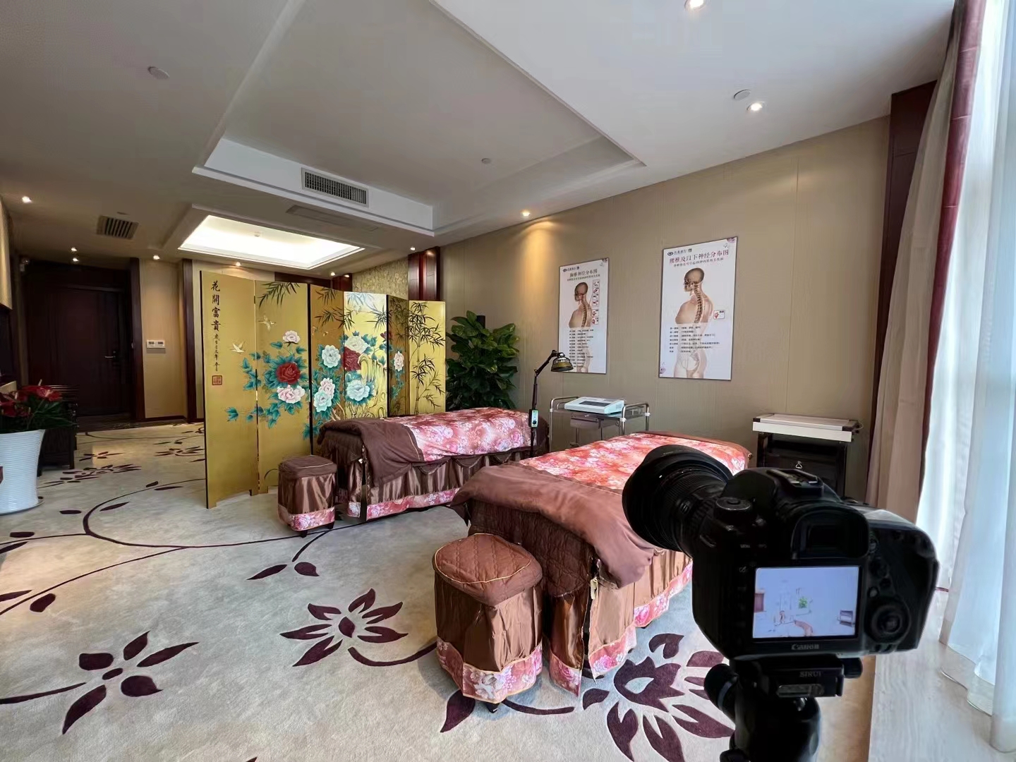 4.24興業(yè)銀行照片直播(圖2)